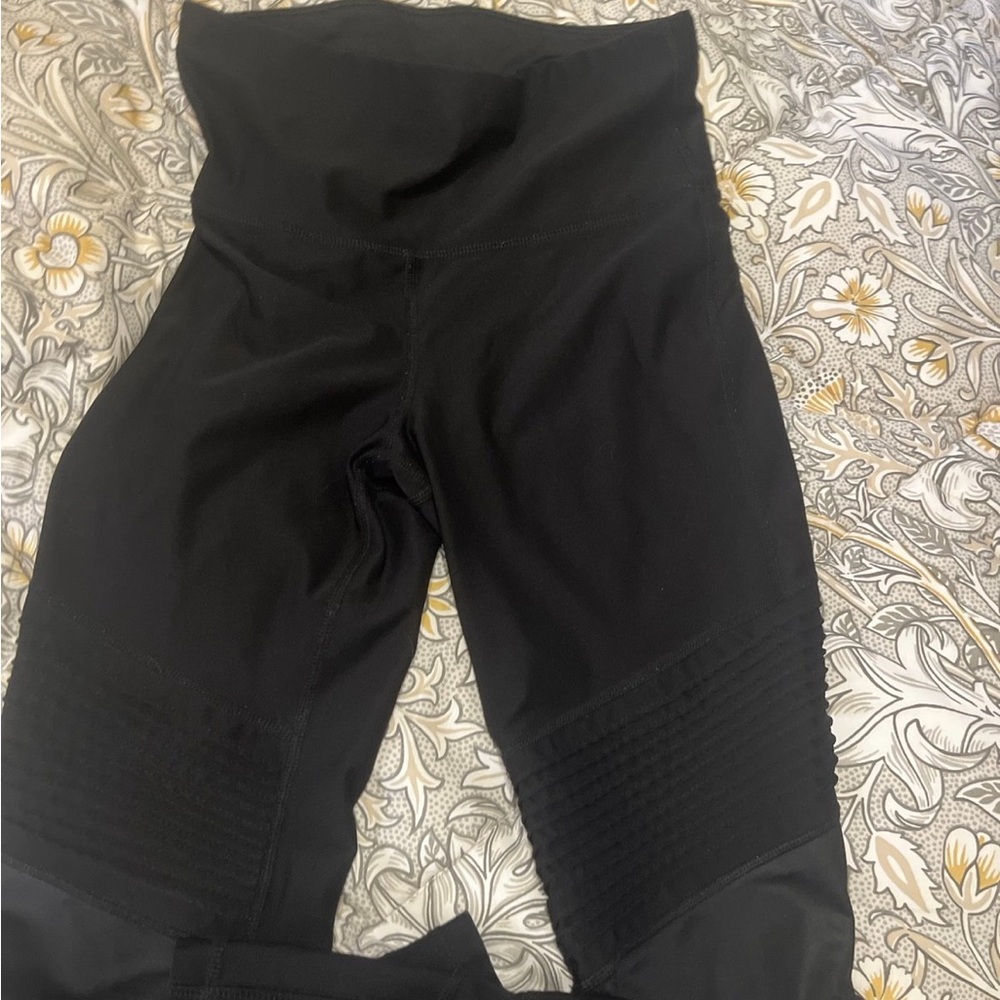 Leggings size small women